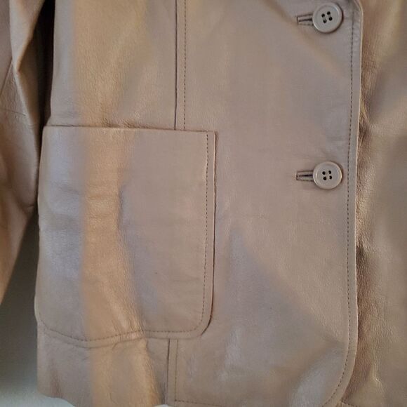 Uniform John Paul Richard Women's Tan Leather Jacket Size 12 - Picture 2 of 5